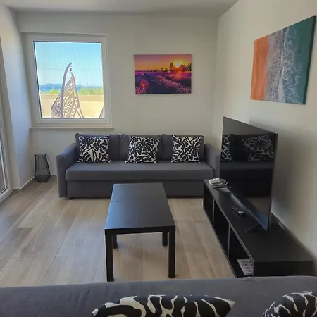 Lavir * Privlaka (Zadar)